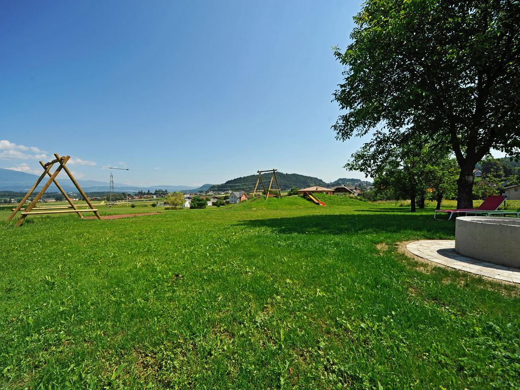 Pension Piovesan Фаак ам Зее Екстериор снимка
