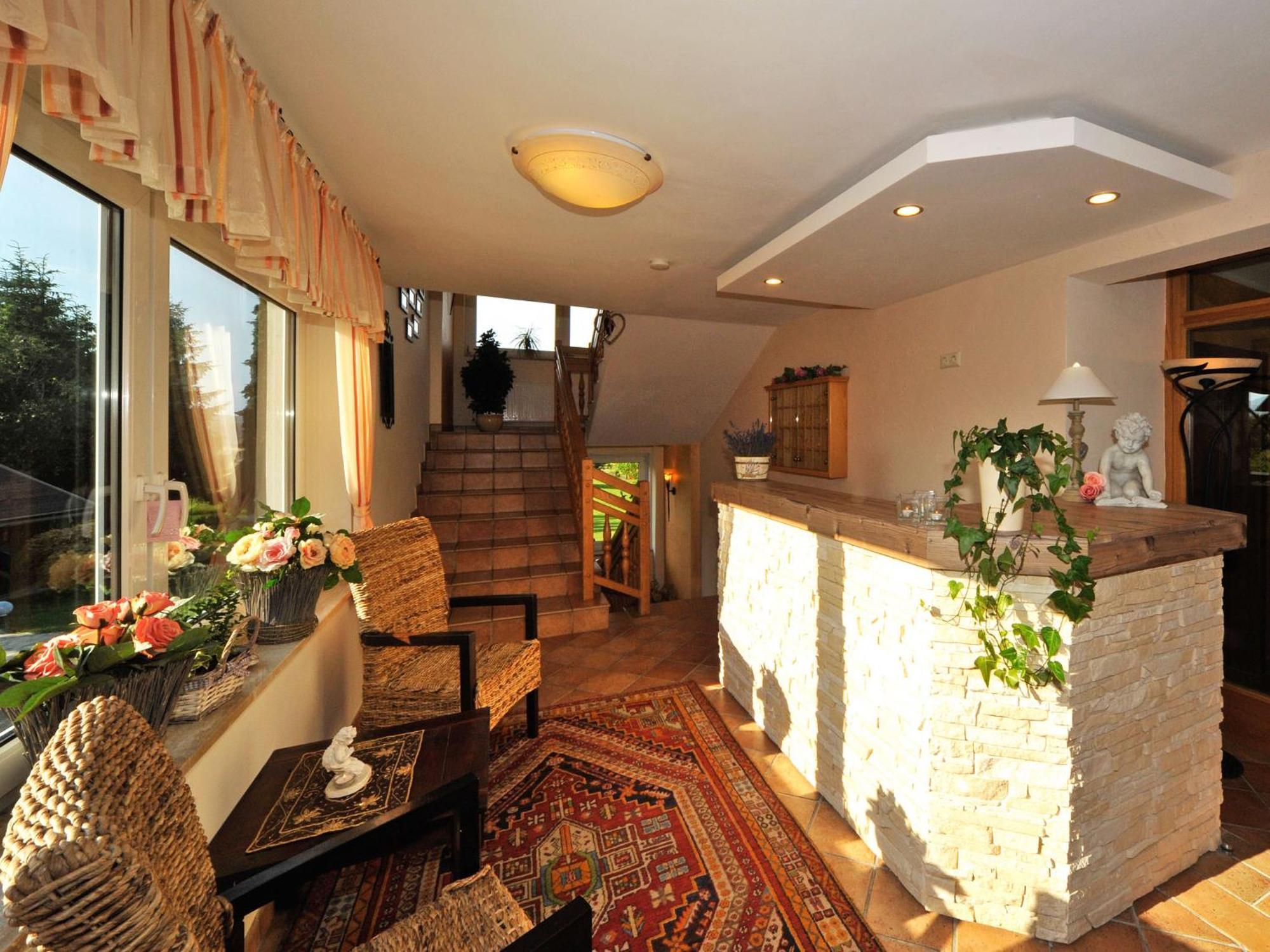 Pension Piovesan Фаак ам Зее Екстериор снимка