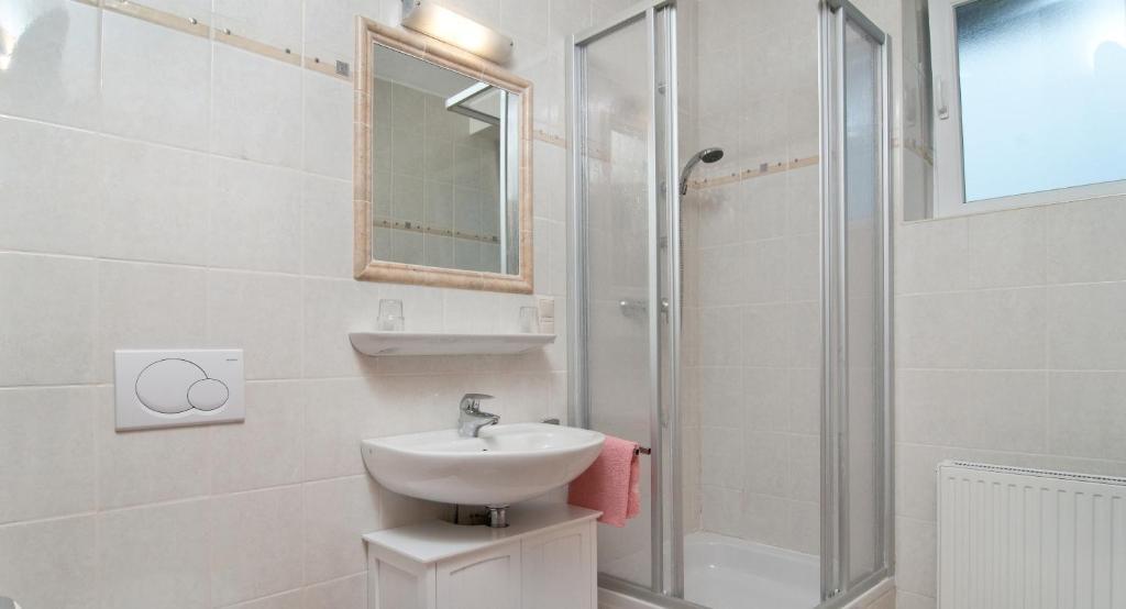 Pension Piovesan Фаак ам Зее Стая снимка