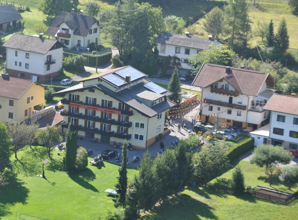Pension Piovesan Фаак ам Зее Екстериор снимка