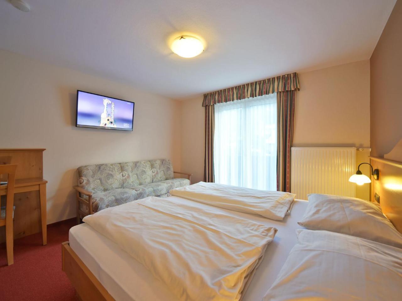 Pension Piovesan Фаак ам Зее Екстериор снимка